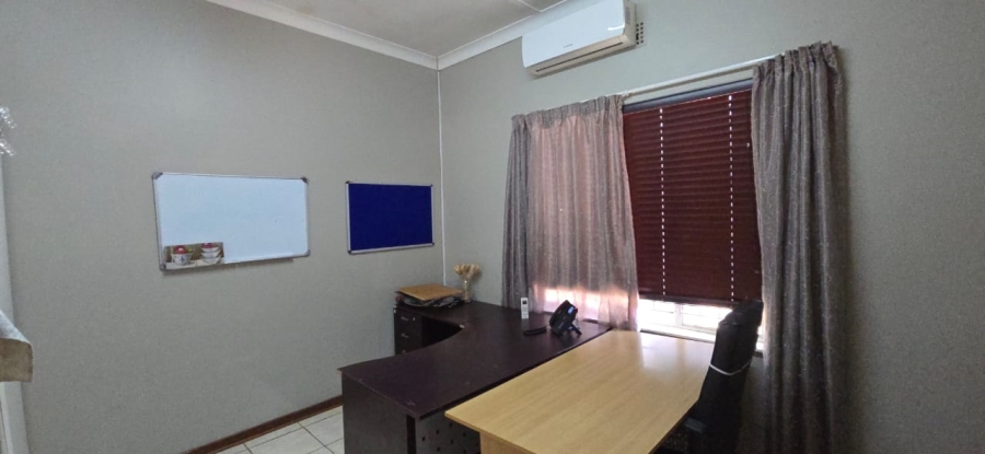 4 Bedroom Property for Sale in Bodorp North West